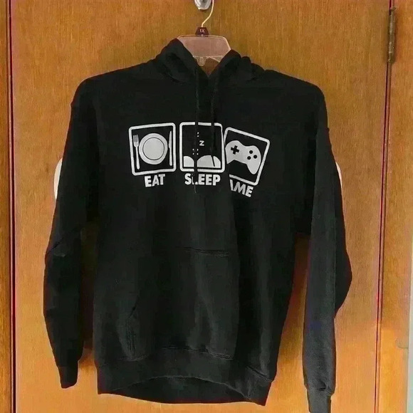 Gildan Other - Gildan, "gaming" sweatshirt hoodie .Black, size men's Medium.